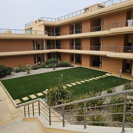 T1 Areia Branca 아파트